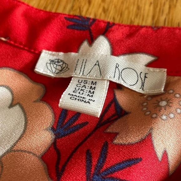 Illa Rose 3/4 Length Floral Blouse - Picture 3 of 3